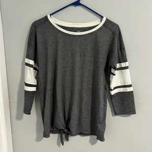 Woman’s 3/4 sleeve top